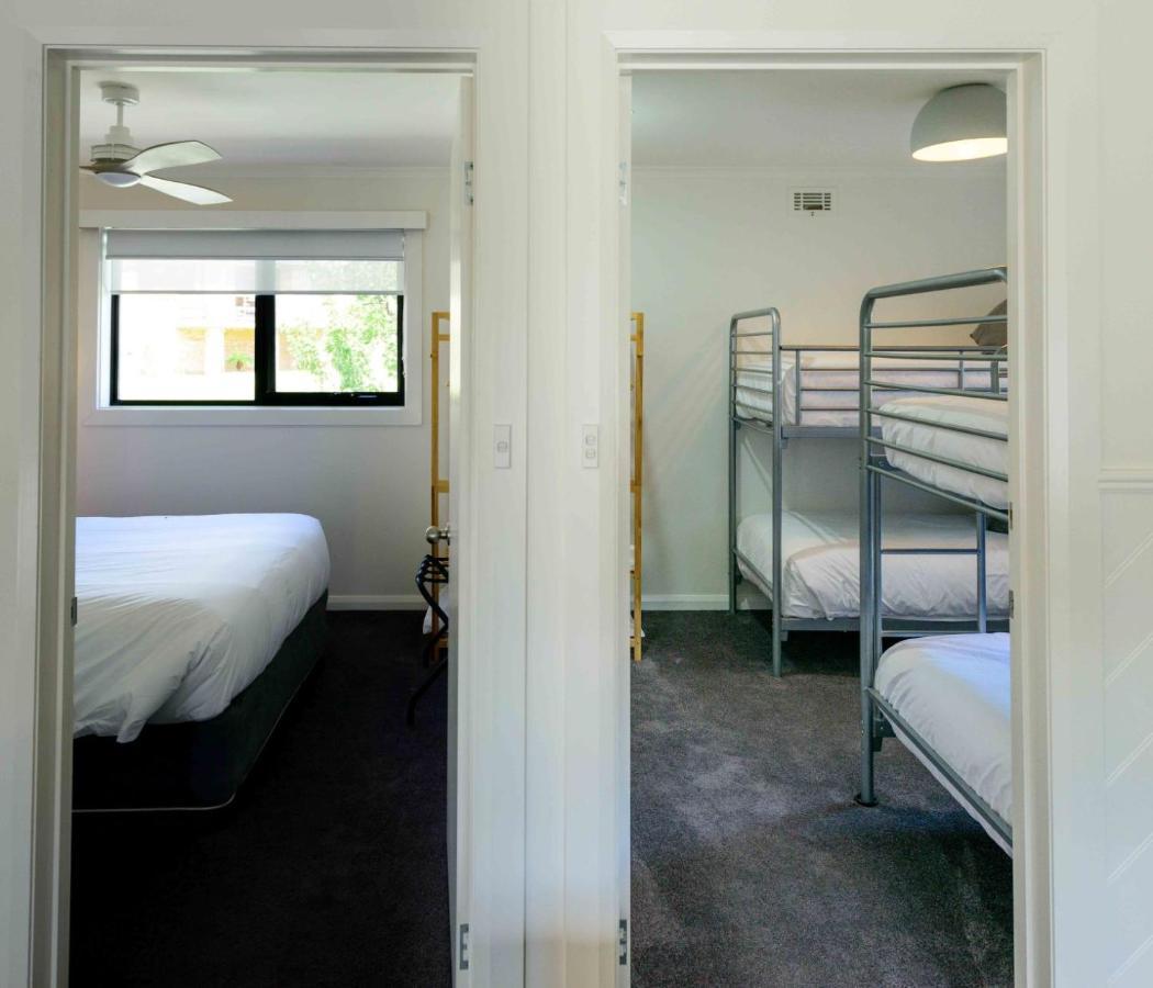 Georges Bay Apartments St Helens Bagian luar foto