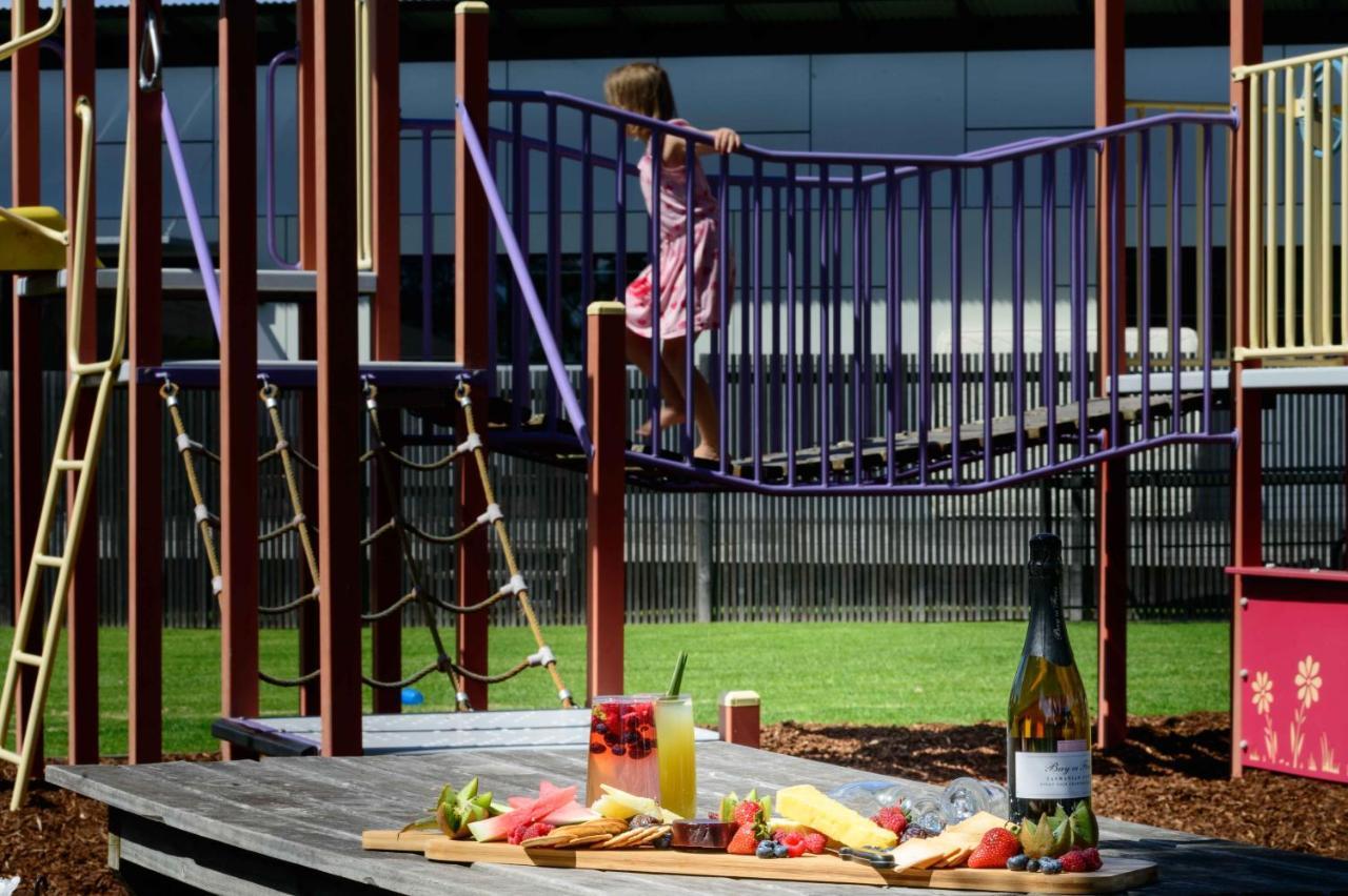 Georges Bay Apartments St Helens Bagian luar foto